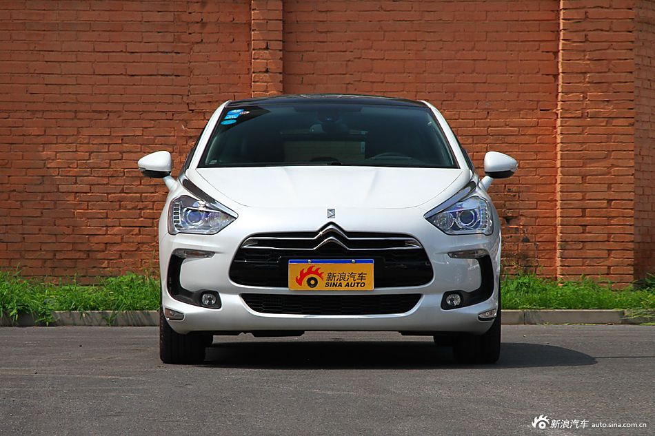 2014款DS 5 1.6T自动雅致版THP160