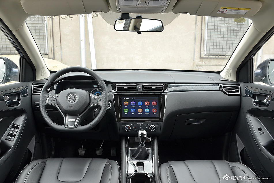 2016款东风风光580 1.5T手动豪华型