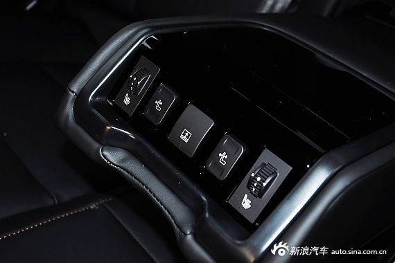 2015款东风标致508自动旗舰版