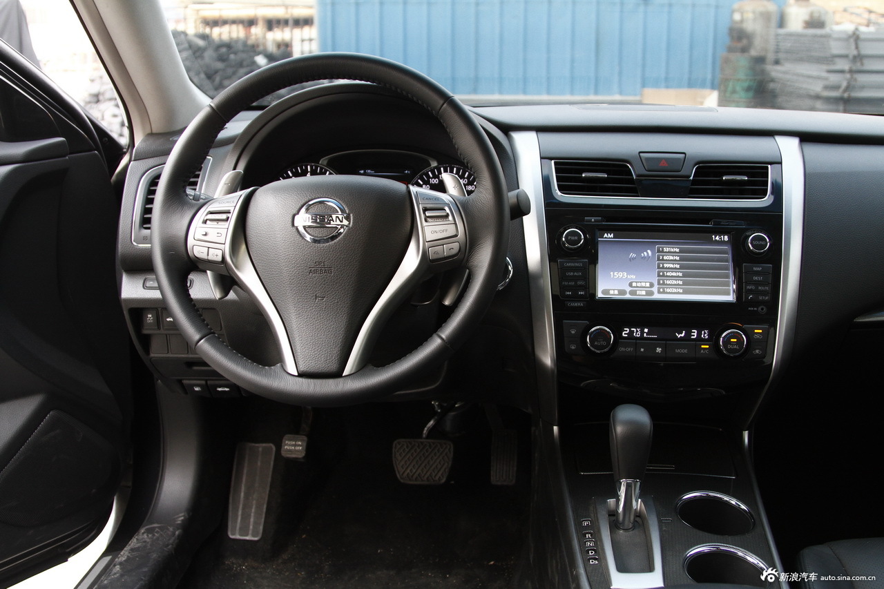 2013款天籁实拍图_天籁内饰图片23978285_汽车图库_新浪汽车_新浪网