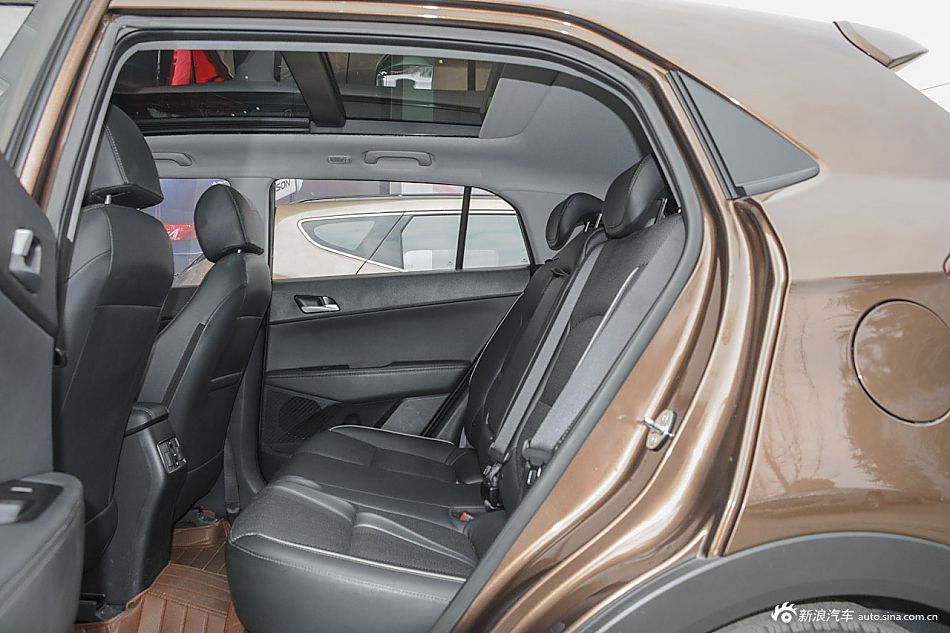 2015款ix25 1.6L 自动两驱尊贵型