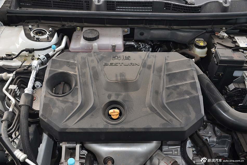 2016款奔腾B50 1.6L自动舒适型