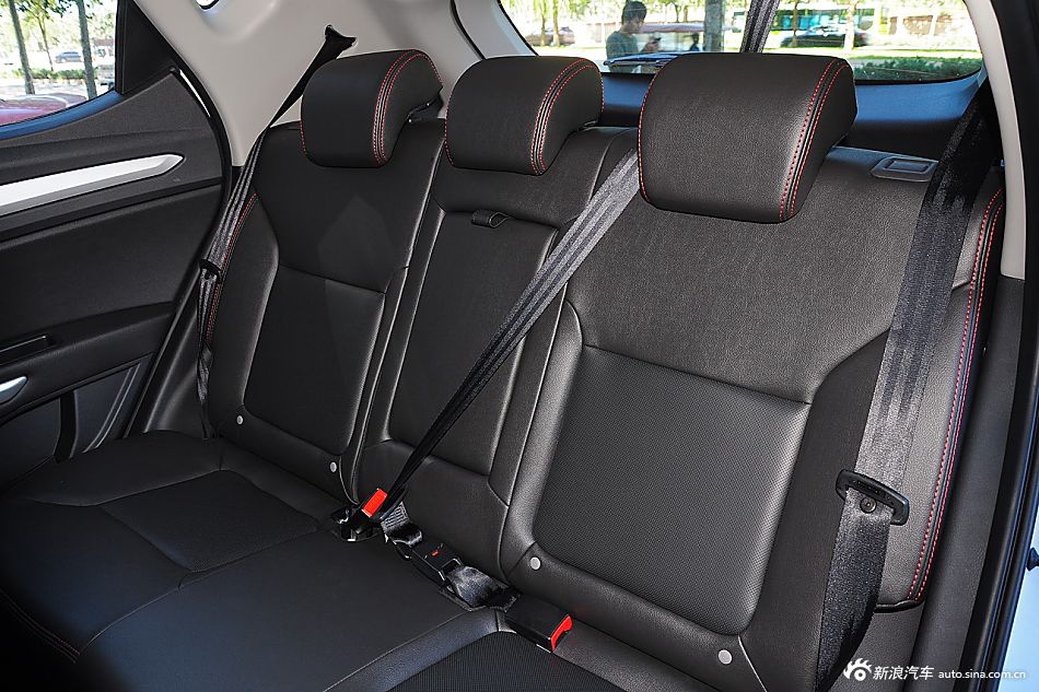 2016款瑞风S3 1.5L 手动豪华智能尊享版