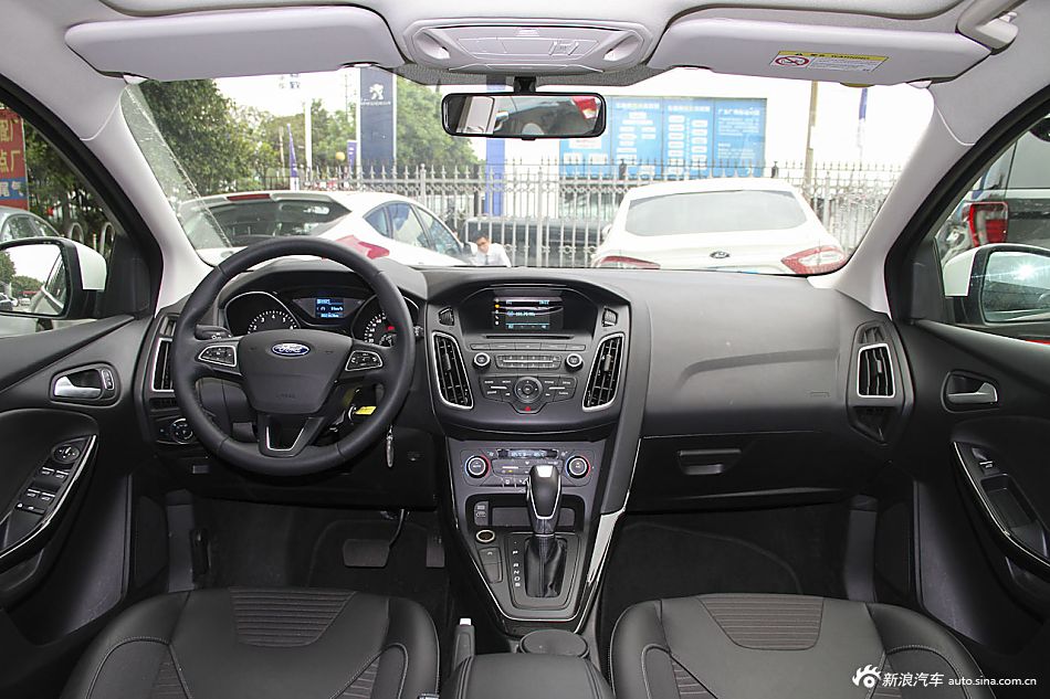 2015款福克斯两厢1.0L GTDi自动超能风尚型