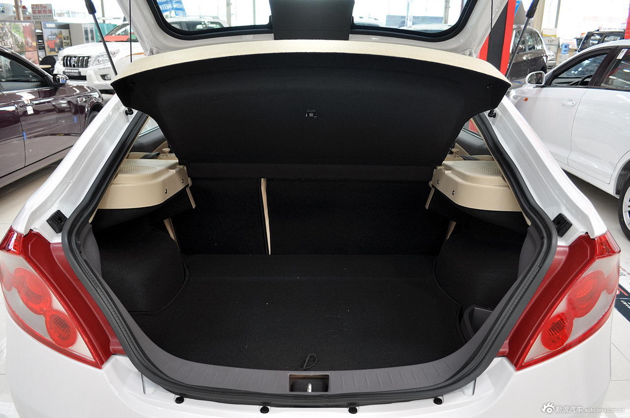 5l手动精英型_莲花l3空间图片35318369_汽车图库_新浪汽车_新浪网