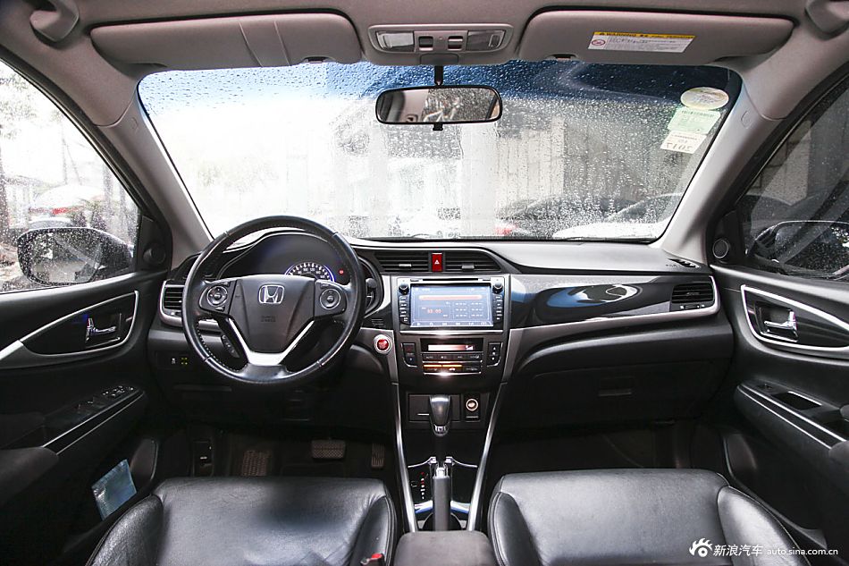 2013款凌派1.8L自动旗舰版