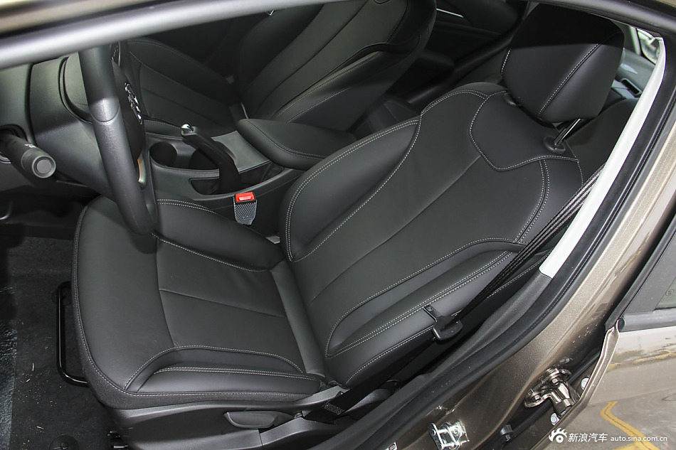 2015款英朗1.5L自动豪华型15N