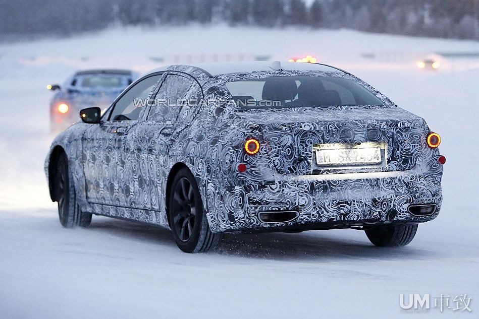风格有变 2015宝马7系雪地测试曝光