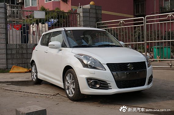 2014款速翼特到店实拍