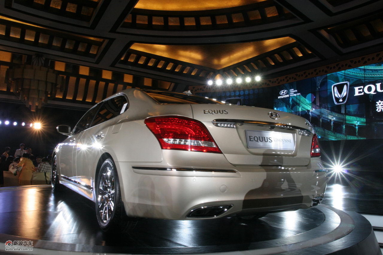 雅科仕加长版上市现场图新车实拍_雅科仕活动图片9288407_汽车图库_新