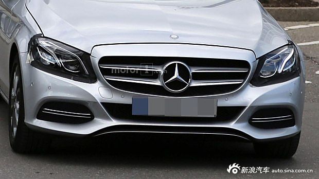 明年年底发布 奔驰新款C级谍照曝光