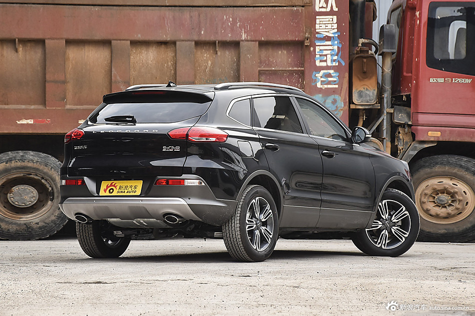 2016款猎豹CS10 2.0T自动尊享型