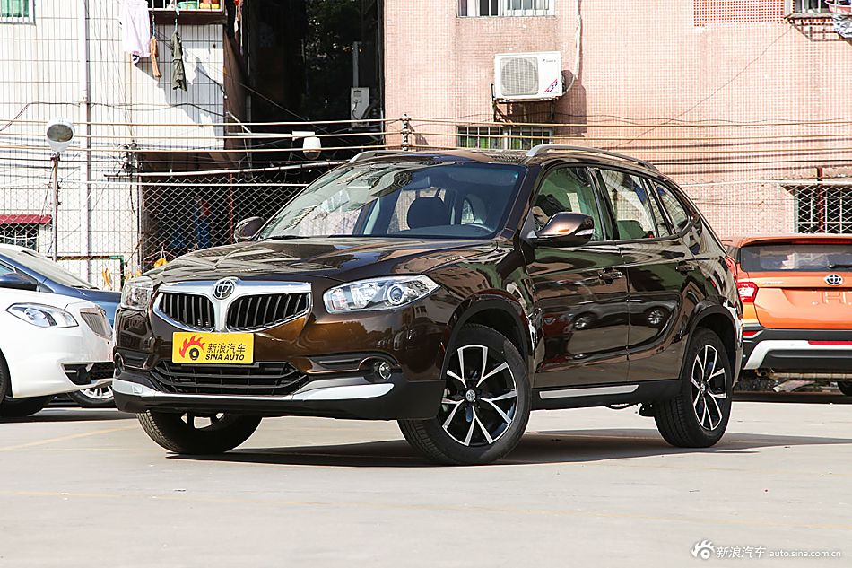 2014款中华V5 1.5T自动两驱运动型