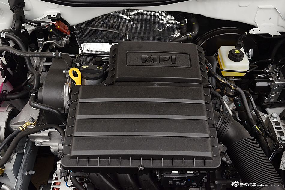 2015款朗逸1.6L自动风尚版