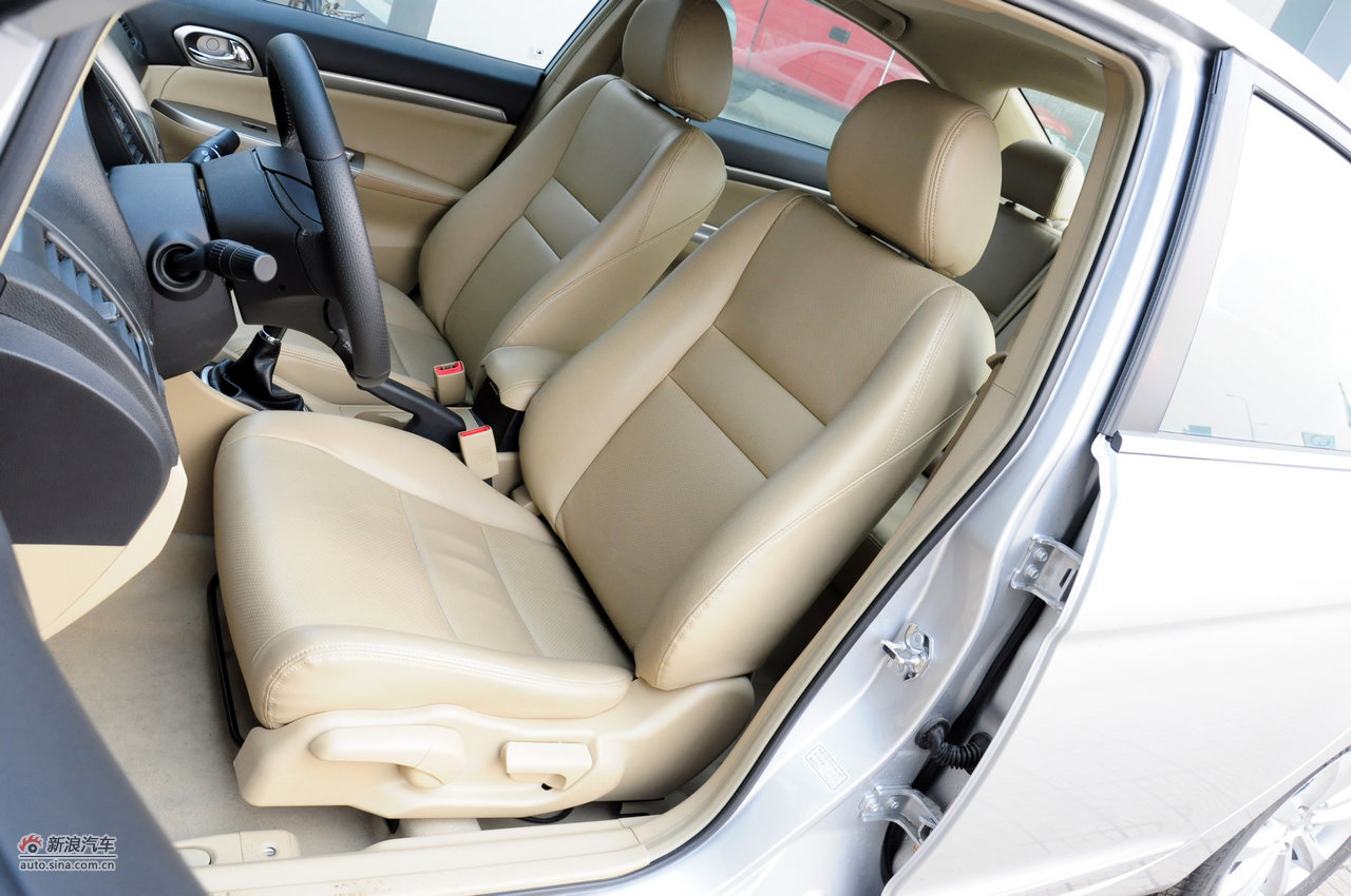 2012款腾翼c50实拍_长城c50空间图片11248559_汽车图库_新浪汽车_新浪