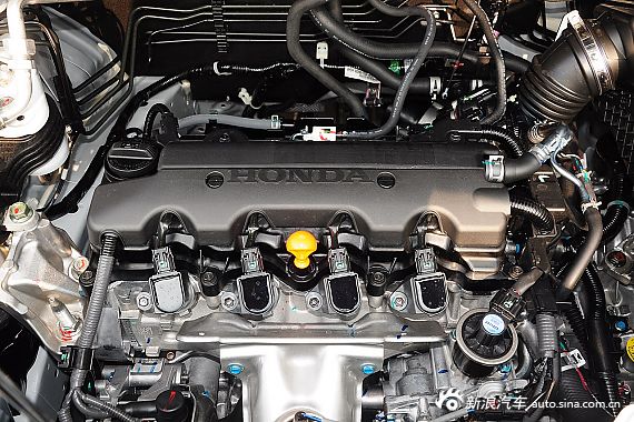 2015款CR-V2.0L自动两驱都市版