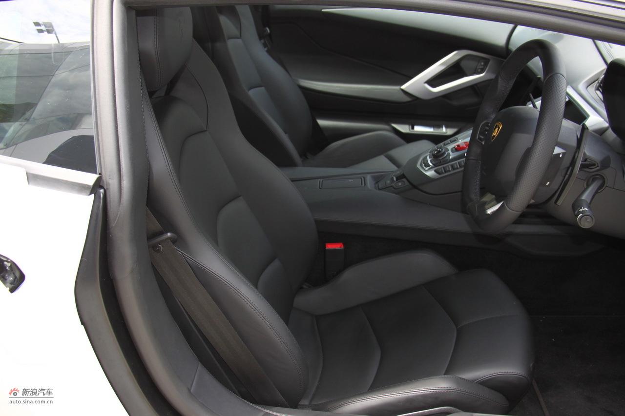 兰博基尼aventador lp700-4座椅_aventador空间图片11208570_汽车图库