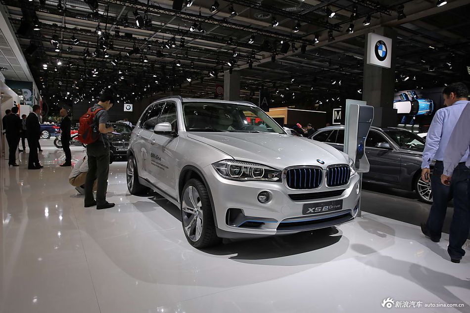 2015款宝马X5 eDrive巴黎车展实拍