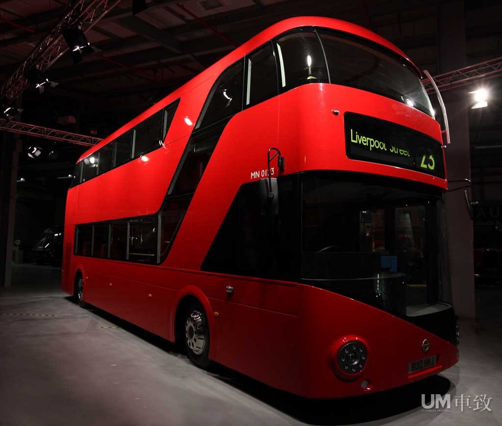 2012 london double-decker bus