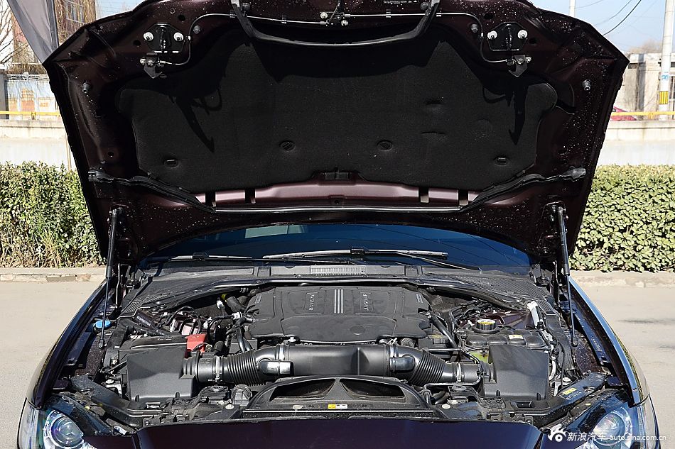 2016款捷豹XF 3.0T自动两驱风华版