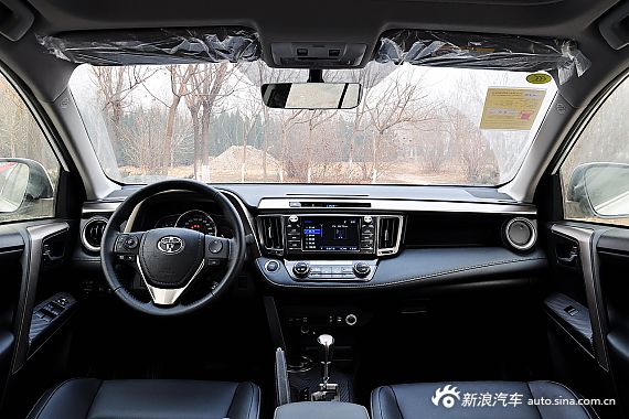 2015款RAV4 2.0L CVT四驱新锐版