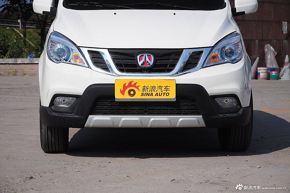 2014款北汽威旺M30 CROSS