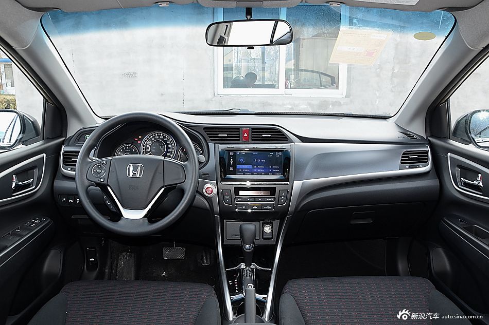 2016款凌派1.8L自动领先版