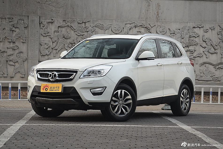 10万带这些SUV回家 过年有面子还实用