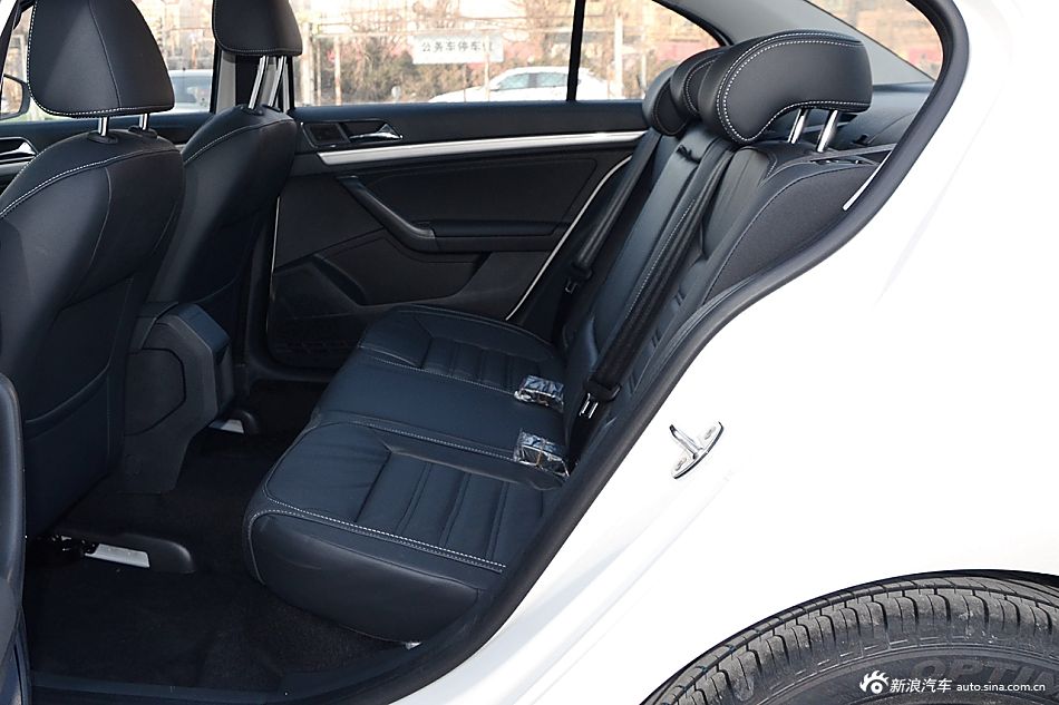 2015款朗逸1.4T自动DSG豪华版