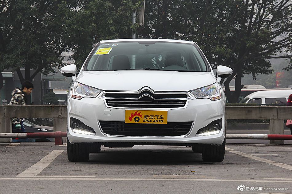 2013款雪铁龙C4L 1.6THP自动劲智版