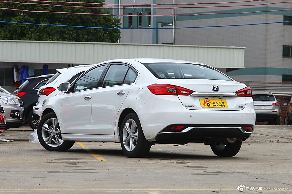 2015款众泰Z500 1.5T自动尊贵型