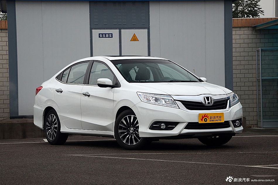 2015款凌派1.8L自动豪华版