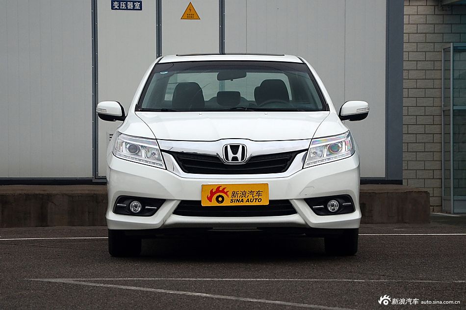 2015款凌派1.8L自动豪华版