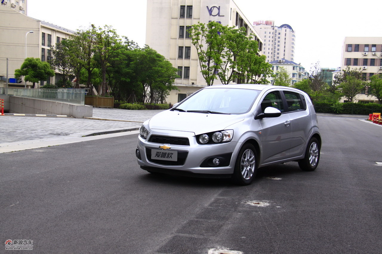 雪佛兰爱唯欧外观实拍图