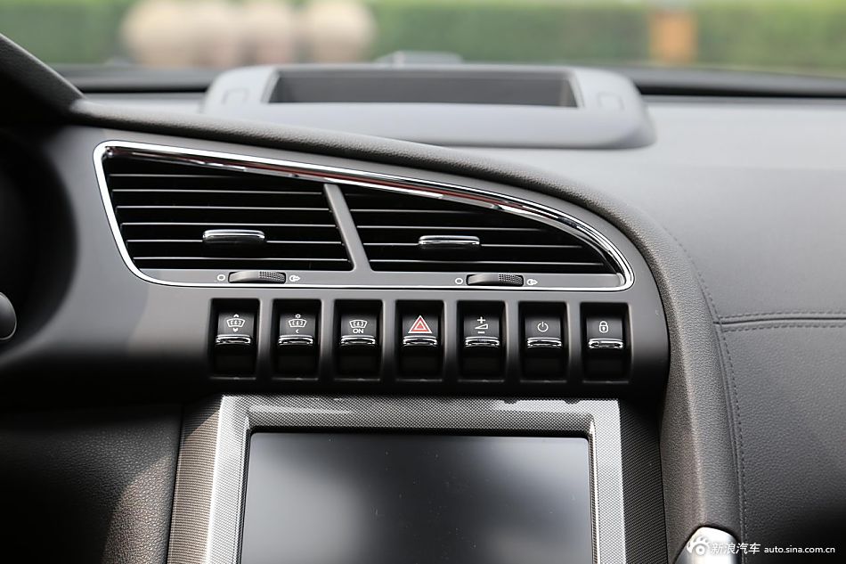 一头睡醒的狮子.抢先实拍全新标致3008