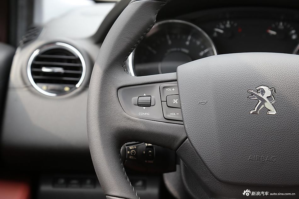 一头睡醒的狮子.抢先实拍全新标致3008