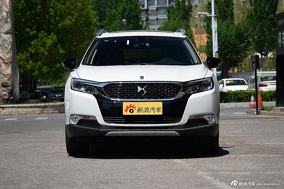 2016款DS6 1.6T自动豪华版THP160