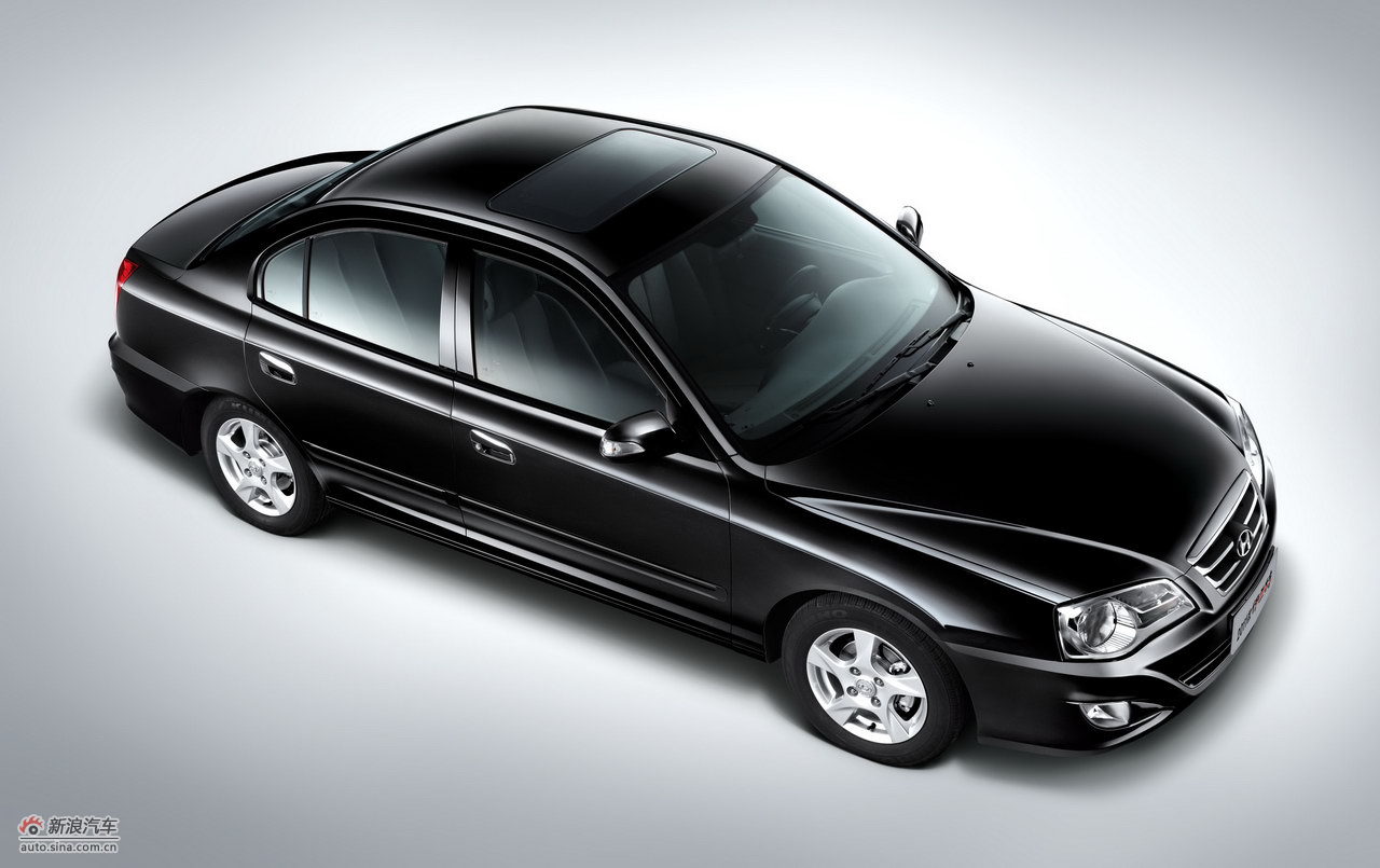 2011款伊兰特外观