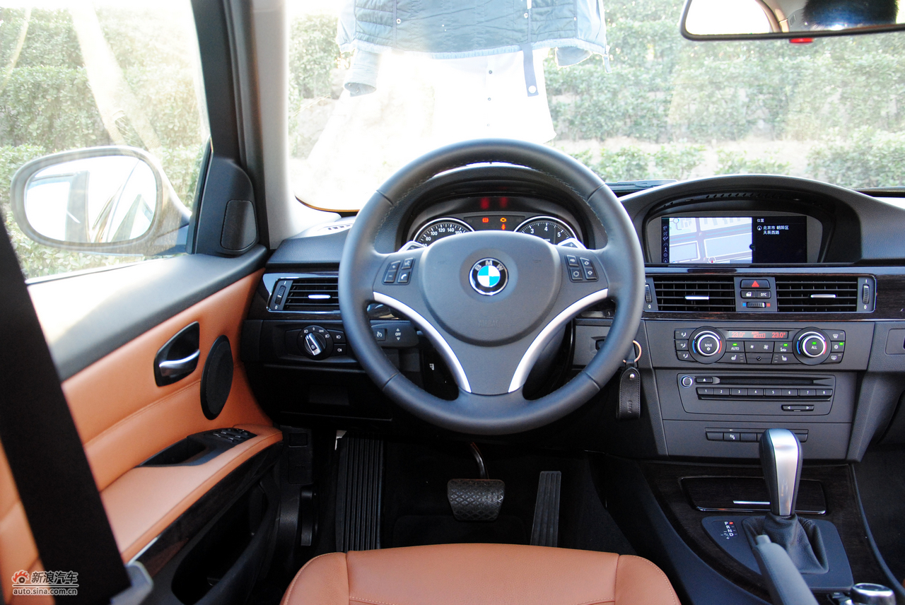 2011款宝马3系高清实拍_宝马3系内饰图片4799083_汽车图库_新浪汽车