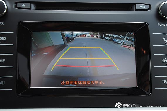 2015款汉兰达2.0T自动两驱豪华版