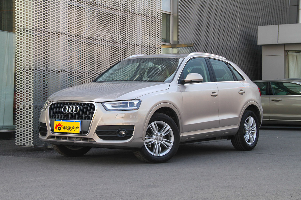 2016款奥迪q3 2.0t自动35tfsi典藏版智领型