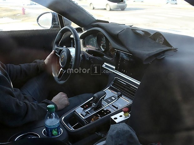 保时捷新Panamera泄露图曝光