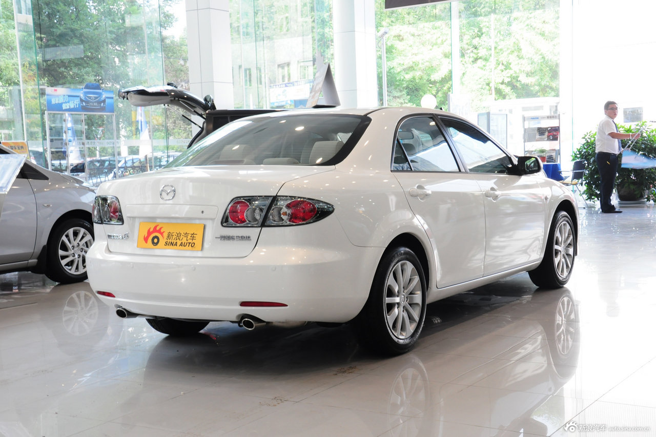 2012款马自达6实拍