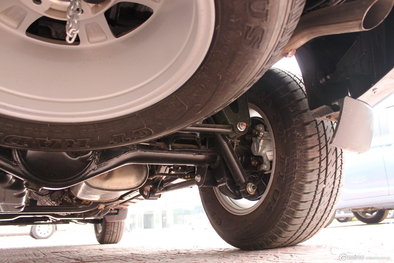 2012款哈弗h3_哈弗h3底盘图片17779185_汽车图库_新浪汽车_新浪网