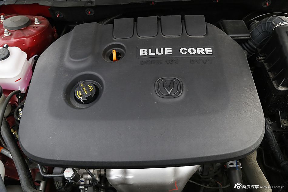 2015款逸动XT 1.6L手动俊酷型国V