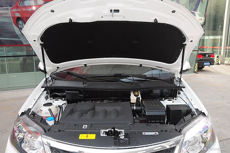 2015款瑞虎5 2.0L手动家尊版