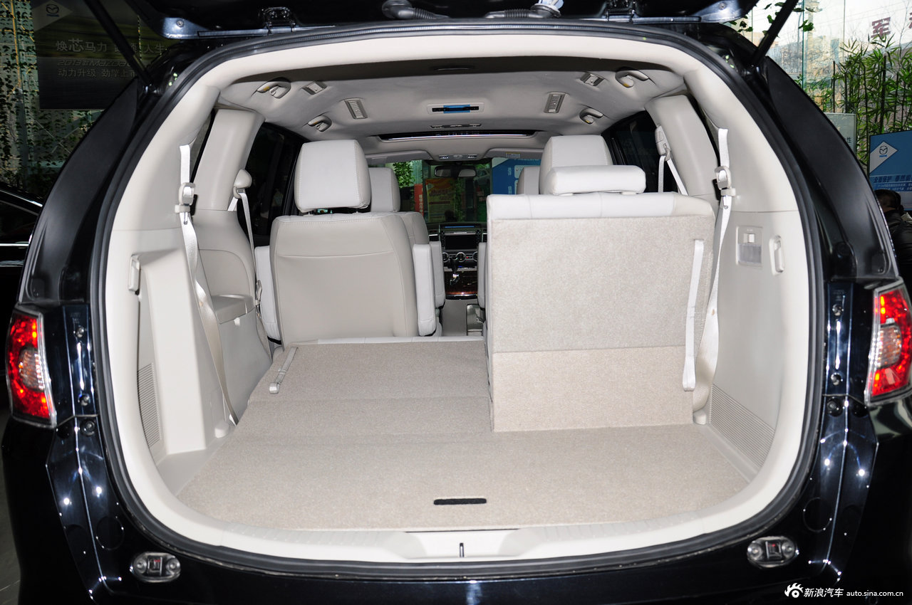 2013款马自达8高清到店实拍_马自达8空间图片23379307_汽车图库_新浪