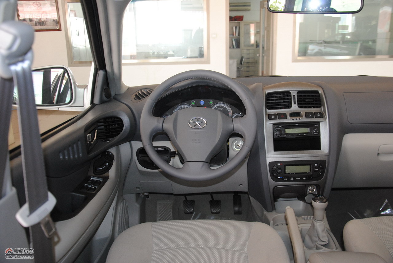 2011款瑞鹰_瑞鹰内饰图片8869317_汽车图库_新浪汽车_新浪网