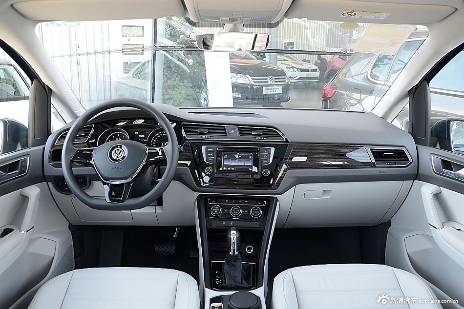 2016款途安L 1.4L自动舒适型