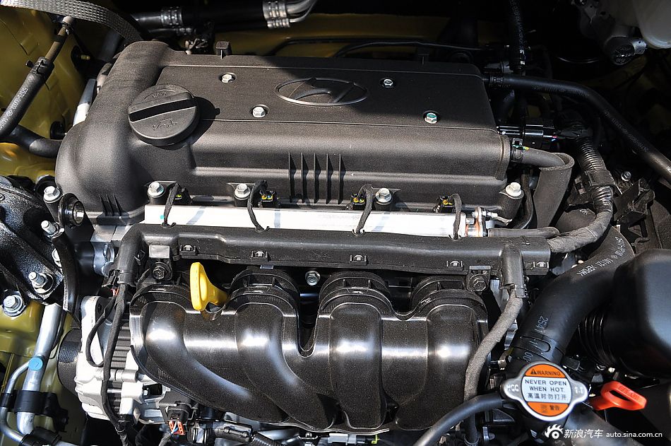 2014款瑞纳1.4L手动时尚型 迎春黄